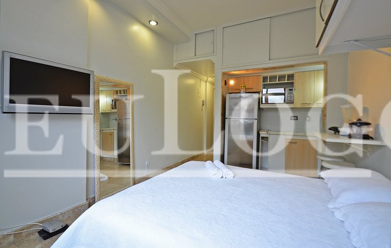 Hermoso y silencioso estudio reformado para hasta 3 personas