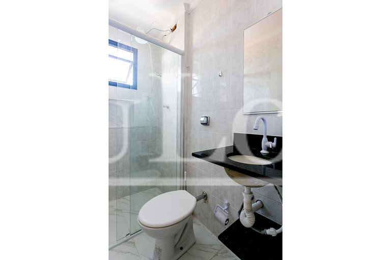 Quarto luxuoso com Hidro e Piscina interna