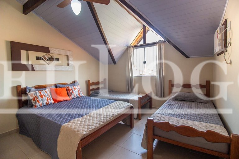 Quarto Casais